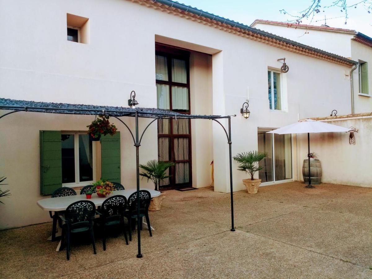 Les Gites Du Mas Canillac Châteaurenard Exteriör bild